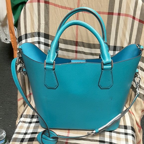 Michael kors tote LG bag with shoulder straps - Picture 2 of 8